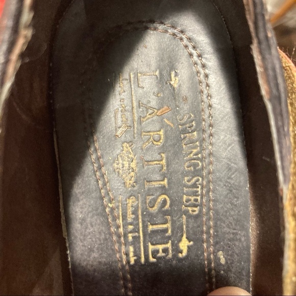 L’ARTISTE Sz 38 Spring Step Black  Red Accent Heeled Shoes Hook & Loop Closure - Picture 3 of 8